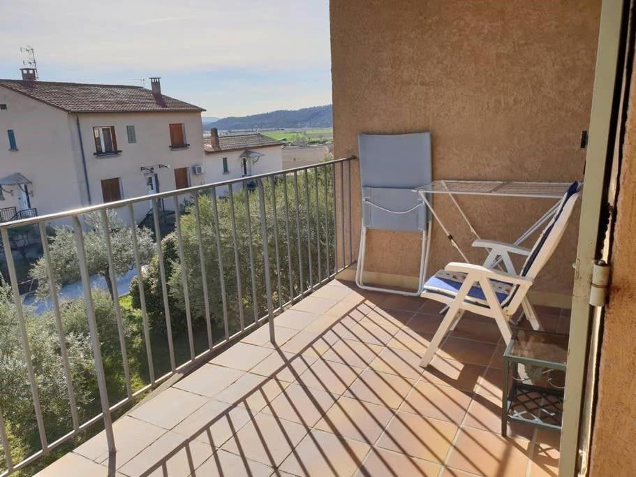 ANA LOCATION - Résidence Lou Cigaloun Gréoux-les-Bains Exterior foto